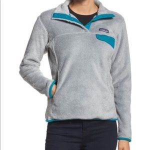 Patagonia classic grey and blue fleece pullover